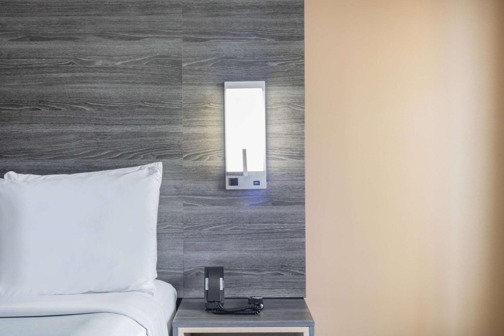 Baymont By Wyndham Commerce Ga Near Tanger Outlets Mall Екстериор снимка